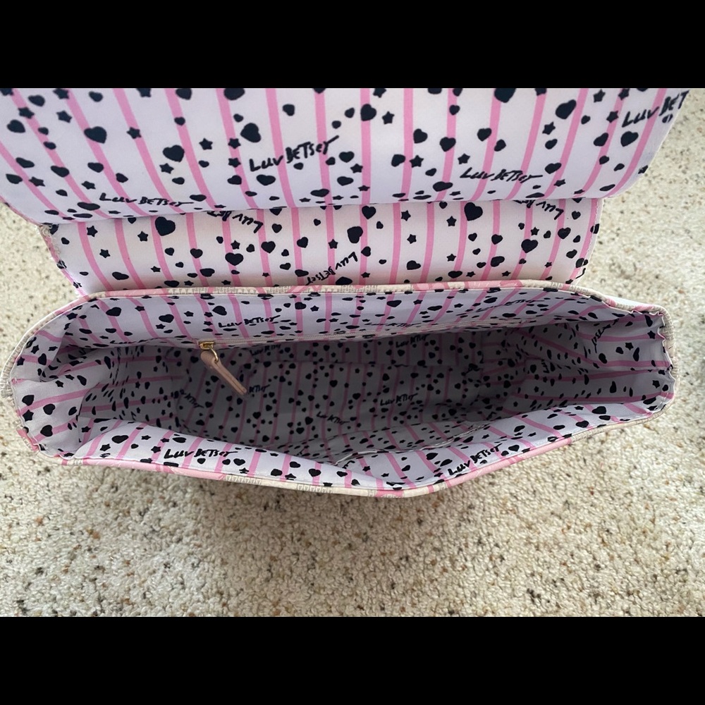Betsey Johnson Zooey Backpack - Picture 7 of 7